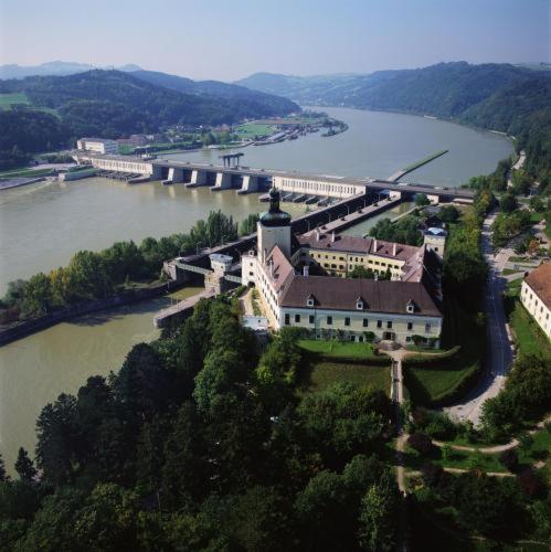 Gasthof Boehm Persenbeug Extérieur photo